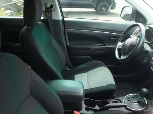 Used 2015 Mitsubishi Outlander Sport ES FWD image 4