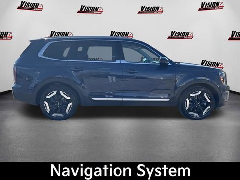 Certified 2024 Kia Telluride EX w/ EX Captain's Chair Package AWD/4WD image 4