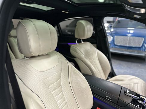 Used 2020 Mercedes-Benz S 560 4MATIC Sedan image 34