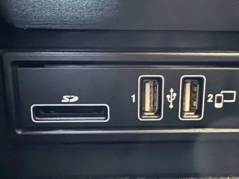 Used 2019 Mercedes-Benz E 300 w/ Convenience Package image 38