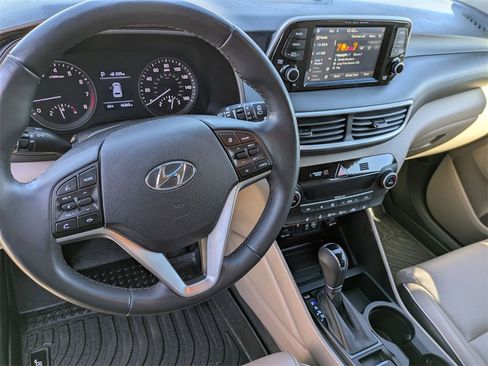 Used 2020 Hyundai Tucson Limited image 15