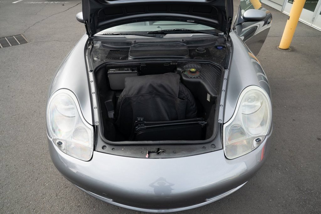 Used 2001 Porsche 911 Carrera RWD image 7