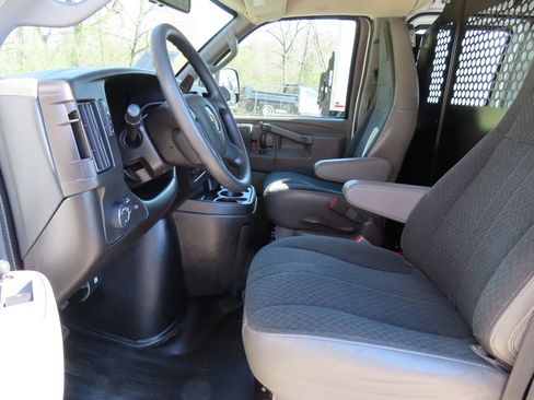Certified 2024 Chevrolet Express 2500 w/ Driver Convenience Package RWD image 22
