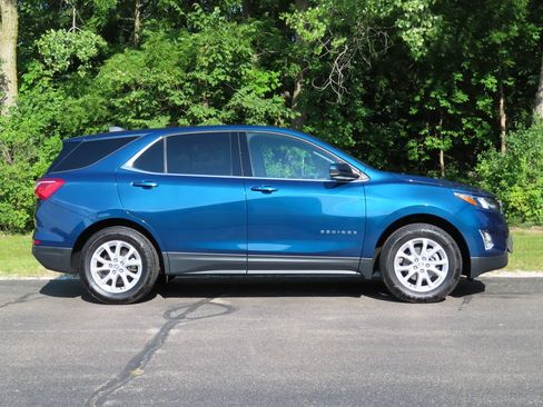 Certified 2020 Chevrolet Equinox LT AWD/4WD image 2