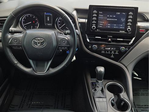 Used 2024 Toyota Camry SE FWD image 10