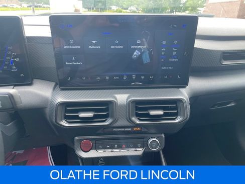 Used 2024 Ford Mustang Coupe RWD image 10