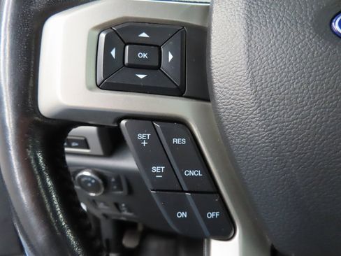 Used 2022 Ford F250 Lariat w/ Lariat Ultimate Package image 51