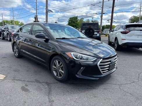 Used 2018 Hyundai Elantra Value Edition FWD image 10