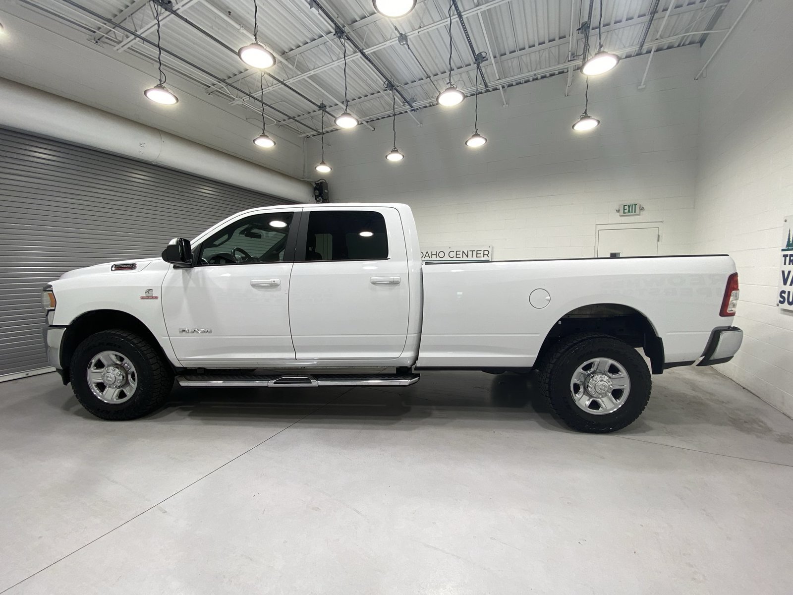Used 2022 RAM 2500 Big Horn AWD/4WD image 5