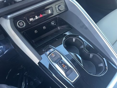 New 2025 Audi Q5 2.0T Premium Plus image 28