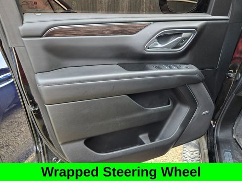 Used 2024 Chevrolet Tahoe Z71 w/ Luxury Package image 16