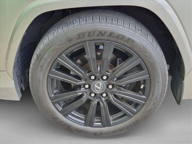 Used 2023 Lexus LX 600 4WD w/ Appearance Package image 23