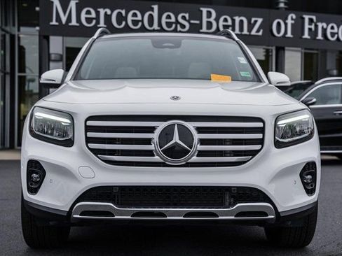 Certified 2025 Mercedes-Benz GLB 250 4MATIC image 2