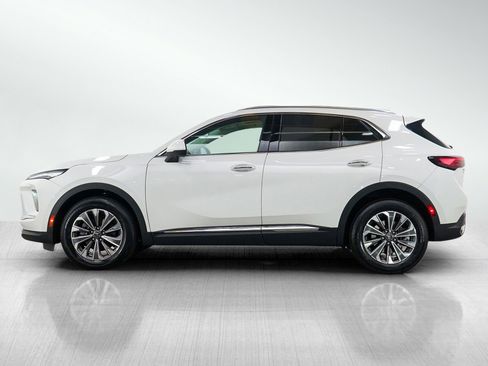 Used 2024 Buick Envision Preferred AWD/4WD image 2