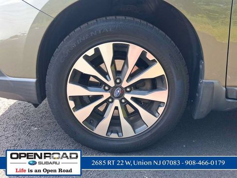 Used 2017 Subaru Outback 2.5i Limited AWD/4WD image 10
