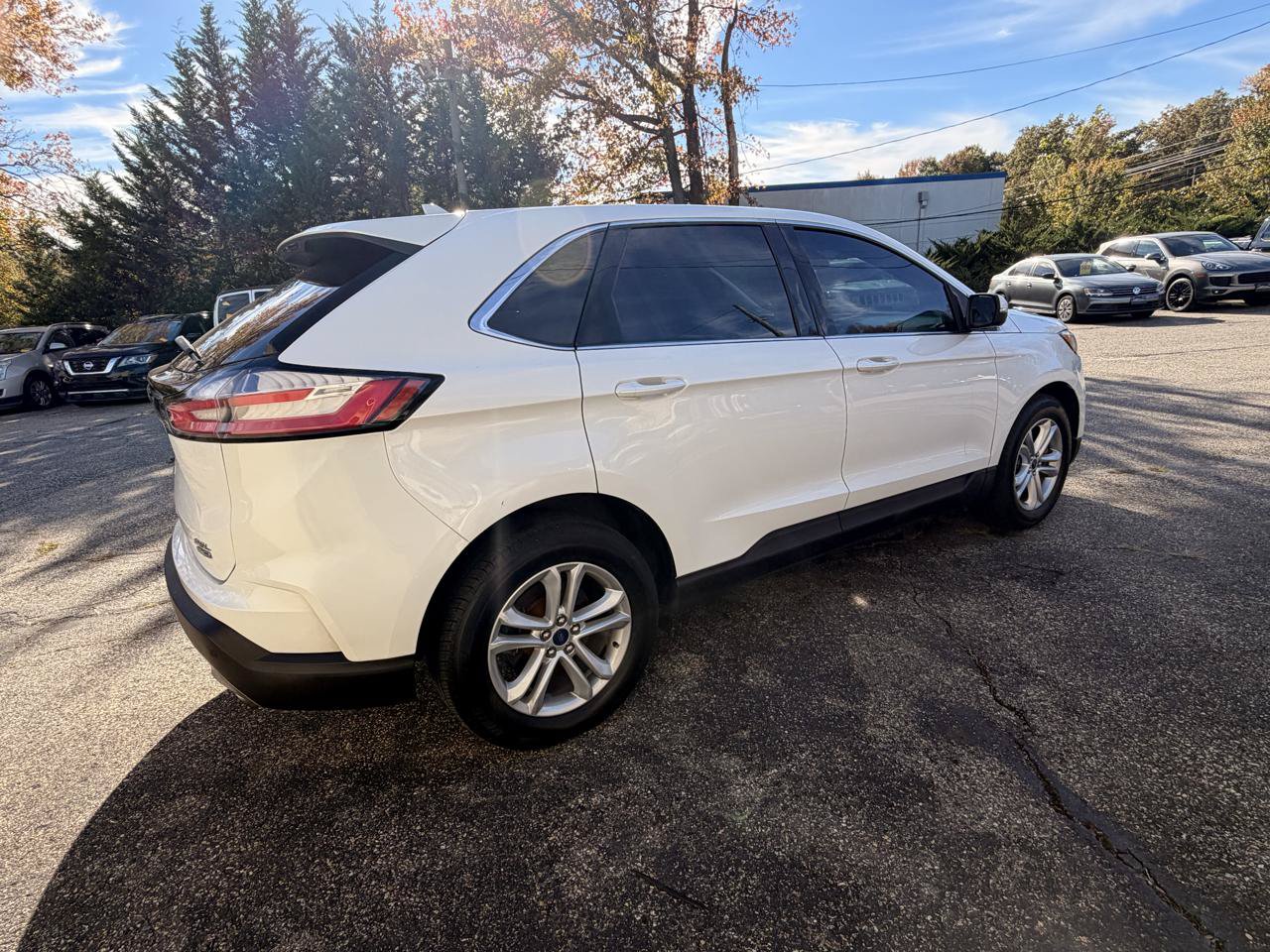 Used 2020 Ford Edge SEL w/ Convenience Package AWD/4WD image 9