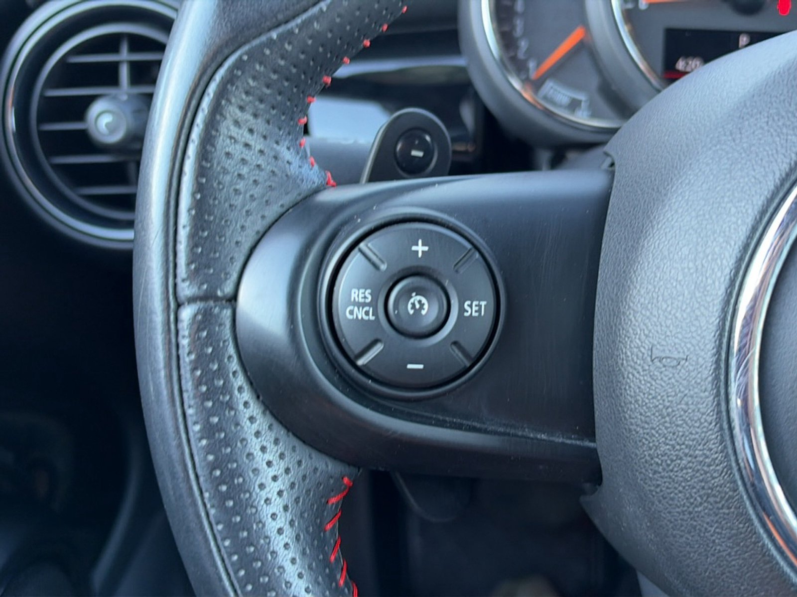 Used 2020 MINI Cooper S FWD image 29