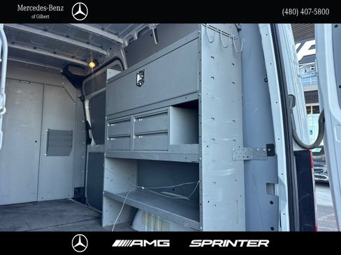 Used 2024 Mercedes-Benz Sprinter 2500 w/ Acoustic Package image 8