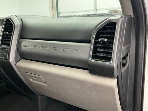 Used 2021 Ford F350 XLT image 11