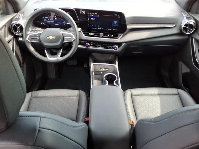 Used 2025 Chevrolet Equinox LT w/ Convenience Package II FWD image 17