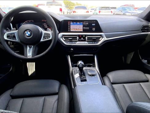 Used 2020 BMW 330i Sedan w/ Premium Package image 15