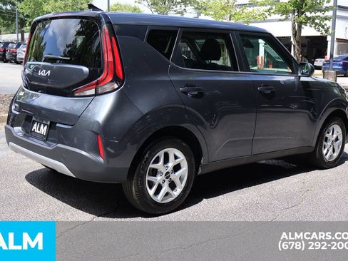 Used 2025 Kia Soul LX w/ LX Technology Package FWD image 6