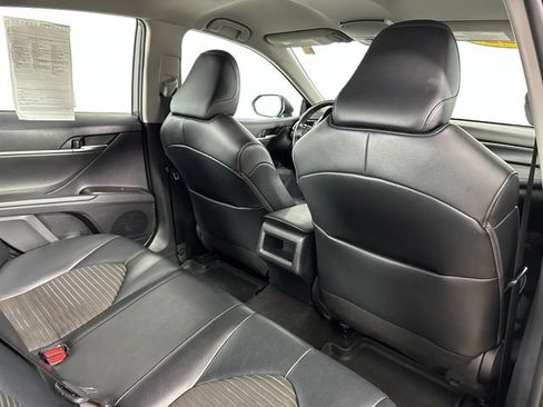 Used 2022 Toyota Camry SE AWD/4WD image 28