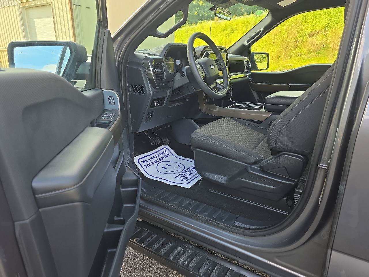 Used 2024 Ford F150 STX w/ Equipment Group 201A FX4 AWD/4WD image 8