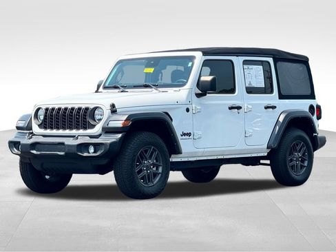 Used 2024 Jeep Wrangler Unlimited Sport AWD/4WD image 3