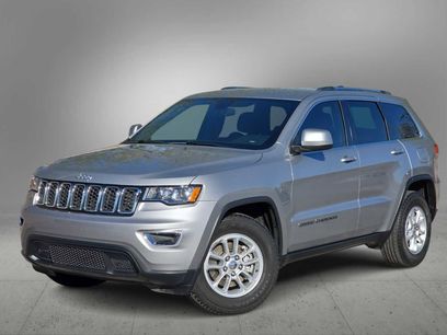Used 2018 Jeep Grand Cherokee Laredo