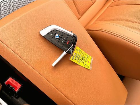 Used 2025 BMW M340i Sedan RWD image 15