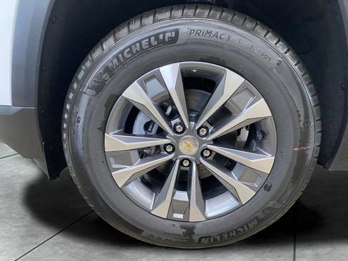 New 2026 Chevrolet Equinox LT w/ Convenience Package II image 12