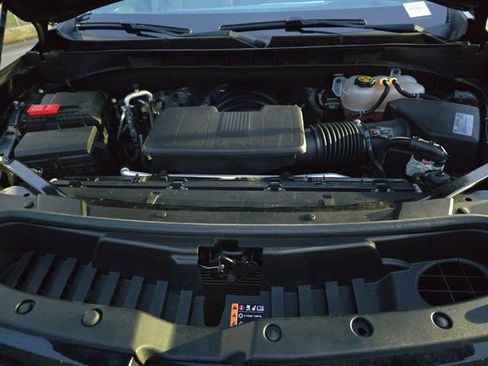 Certified 2021 Cadillac Escalade Sport Platinum image 30