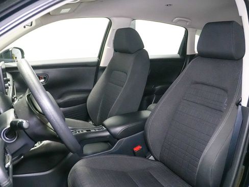 Used 2024 Honda HR-V LX image 12