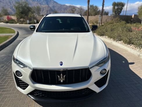 Used 2021 Maserati Levante S GranSport image 5