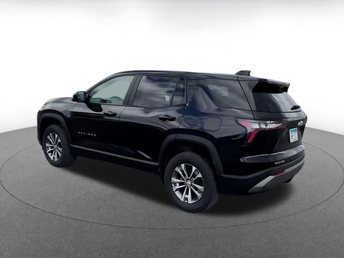 Used 2025 Chevrolet Equinox LT FWD image 10