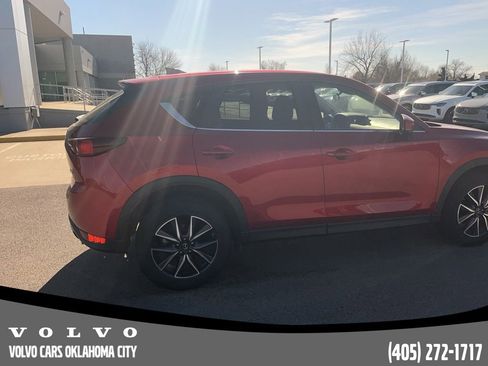 Used 2018 MAZDA CX-5 Touring image 4