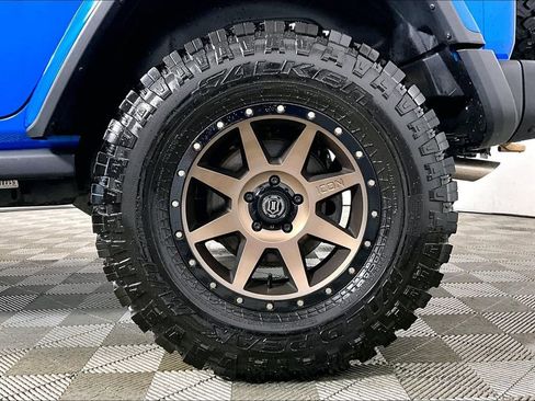 Used 2021 Jeep Wrangler Unlimited Rubicon w/ Dual Top Group image 8