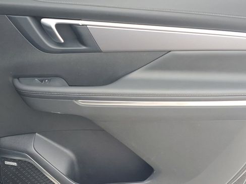 Used 2025 Buick Enclave Sport Touring image 44