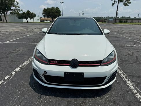 Used 2016 Volkswagen GTI SE w/ Lighting Package (SEL) FWD image 3