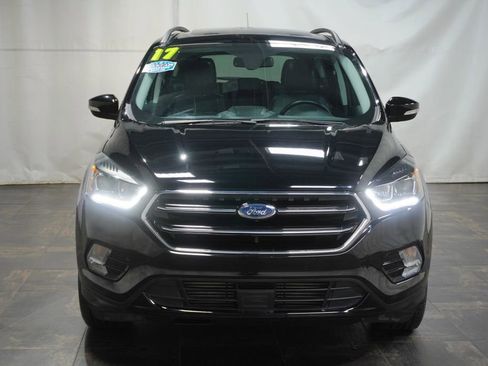 Used 2017 Ford Escape Titanium image 9