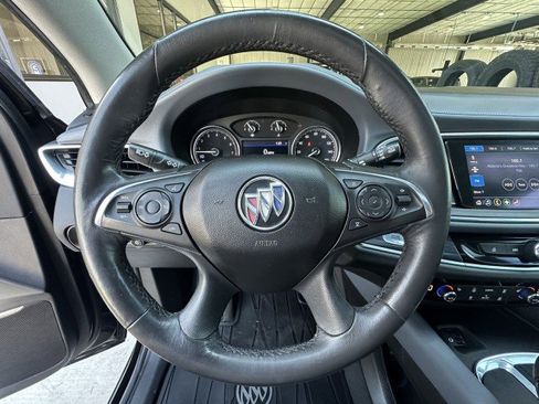 Used 2020 Buick Enclave Essence w/ Sport Touring Edition image 21