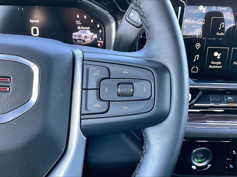 Used 2024 GMC Sierra 1500 Elevation image 20