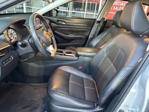 Used 2020 Nissan Altima 2.5 SR w/ Premium Package FWD image 15