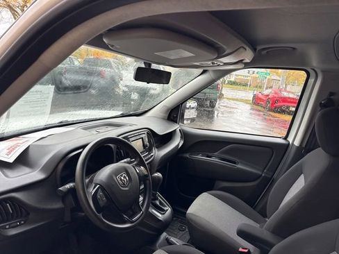 Used 2018 RAM ProMaster City Tradesman image 5