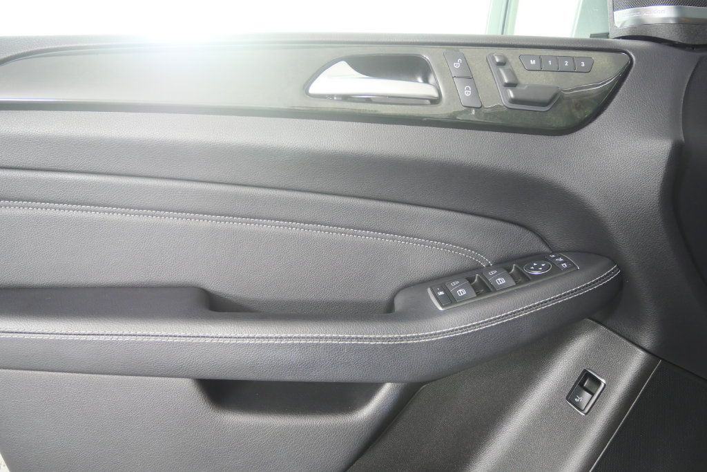 Used 2015 Mercedes-Benz ML 350 4MATIC image 9