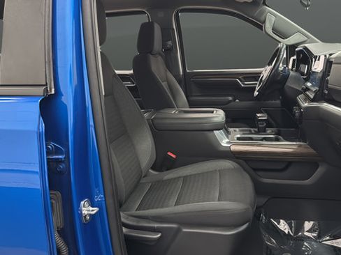Used 2022 Chevrolet Silverado 1500 RST AWD/4WD image 23