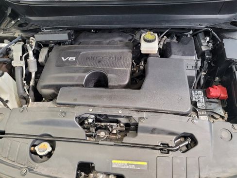 Used 2020 Nissan Pathfinder S AWD/4WD image 30