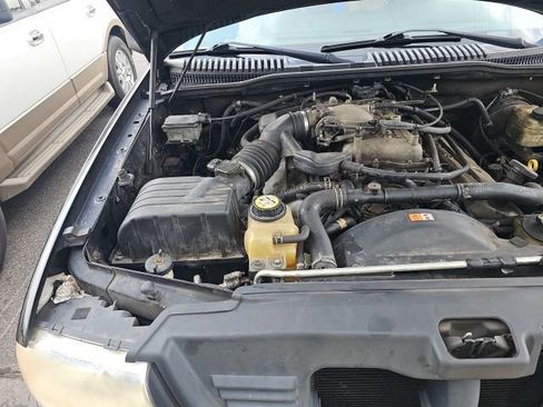 Used 2005 Lincoln Aviator 2WD image 23