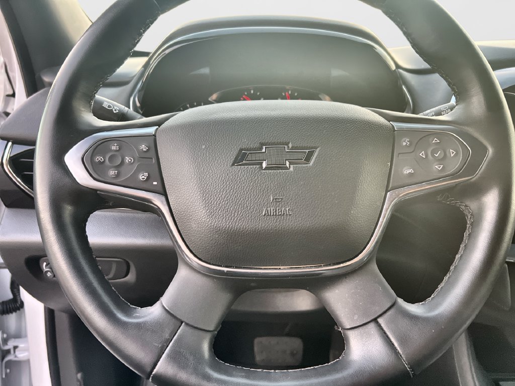 Used 2023 Chevrolet Traverse RS AWD/4WD image 18